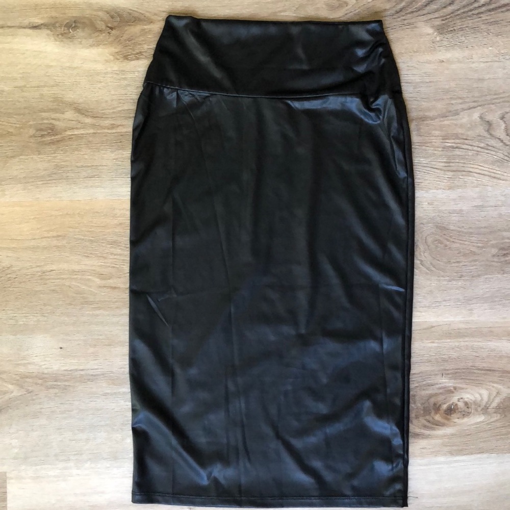 SHEIN black pleather pencil skirt
